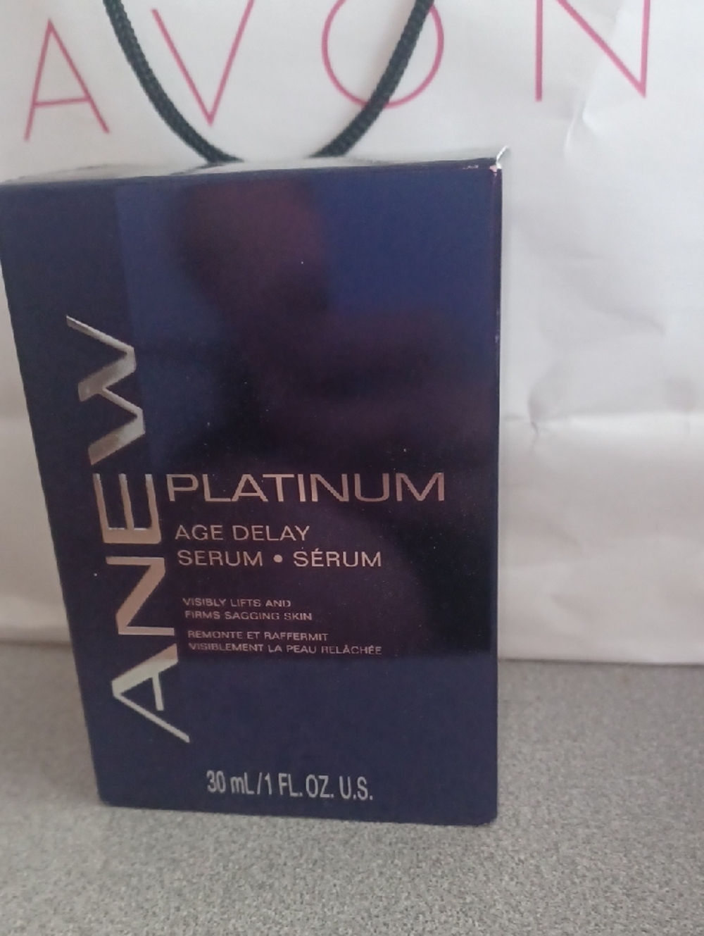 Avon Anew Platinum Age Delay Serum Visibly Lifys And Firms Sagging Skin  - Navy